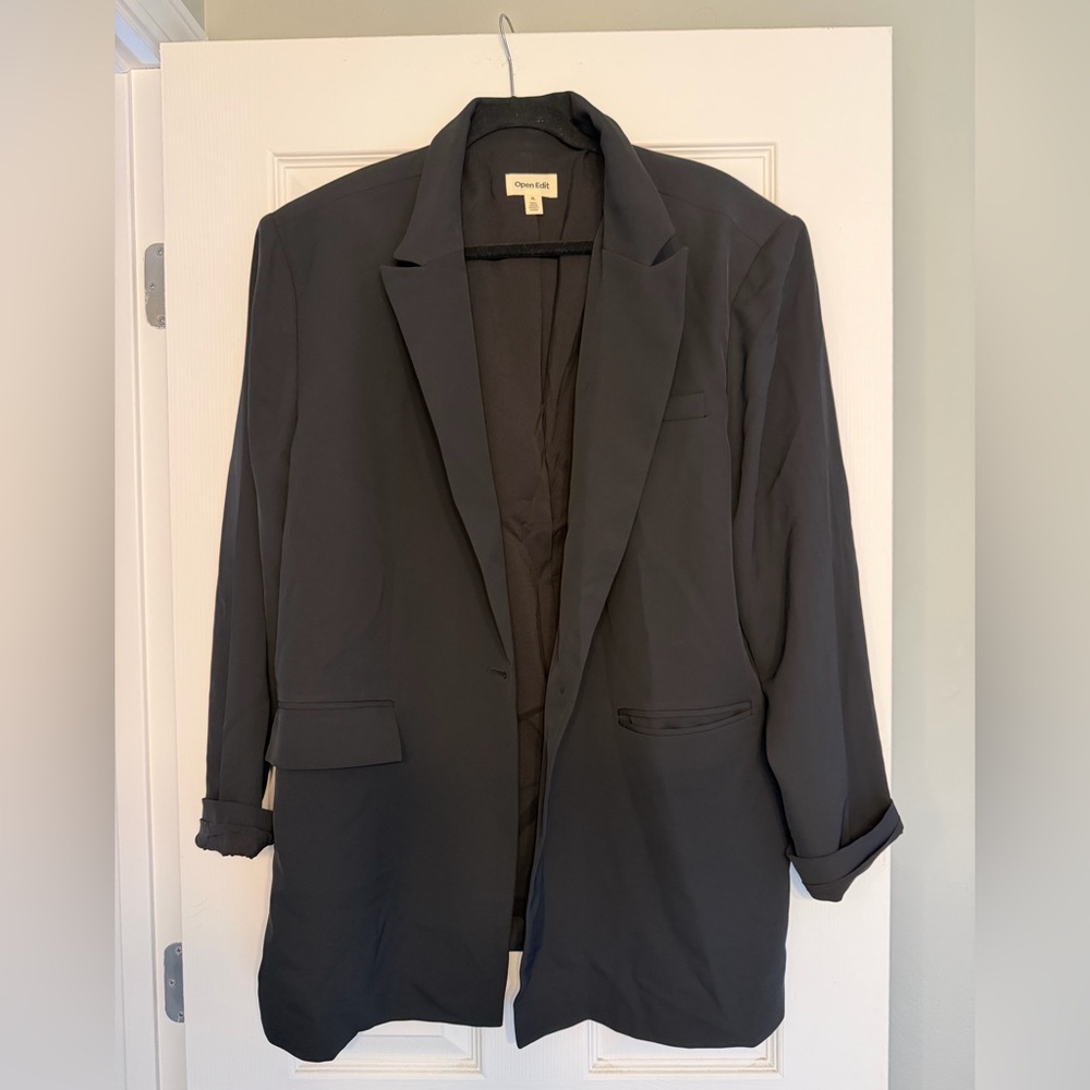 Oversized Black Blazer